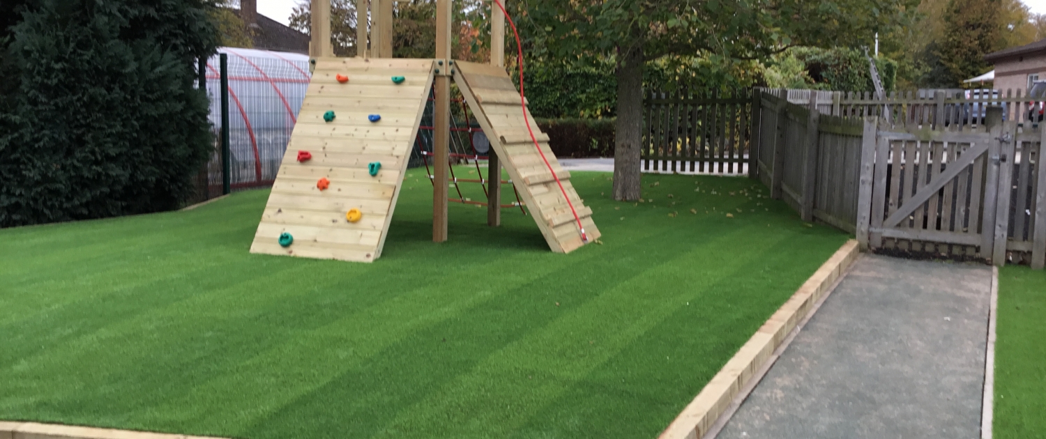 IMG_1401 (2) artificial grass area