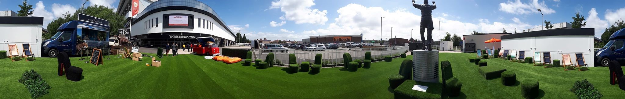GG_AU1 artificial grass corporate