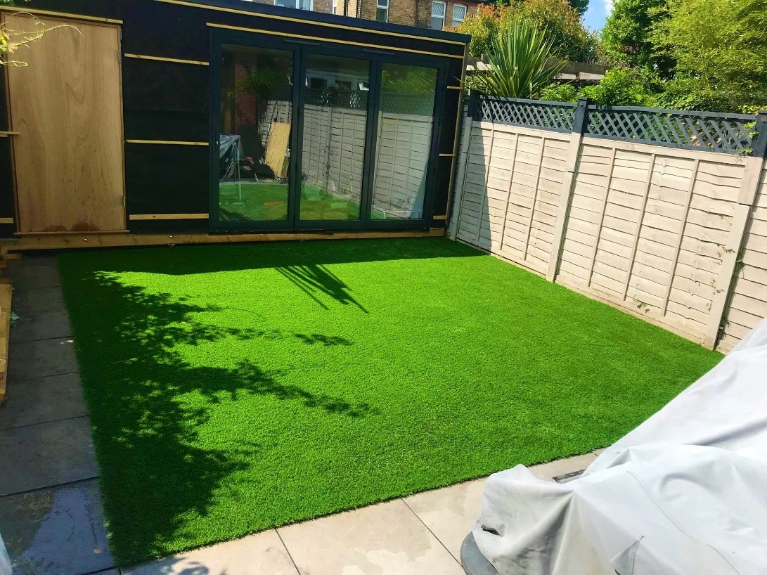 Artificial Turf Applications In Households & Businesses